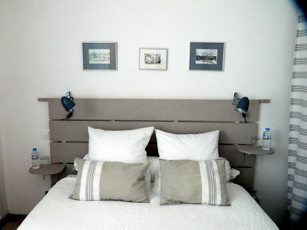 Chambres D'Hotes L'Ostal De Pombonne Bergerac Rum bild
